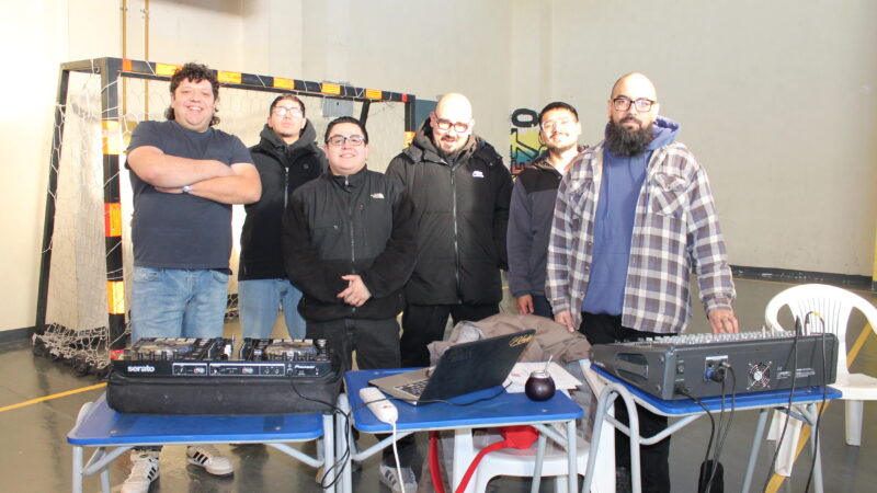 El reggaetón se hizo presente en el Centro de Cumplimiento Juvenil con Clínica musical para jóvenes en reinserción.