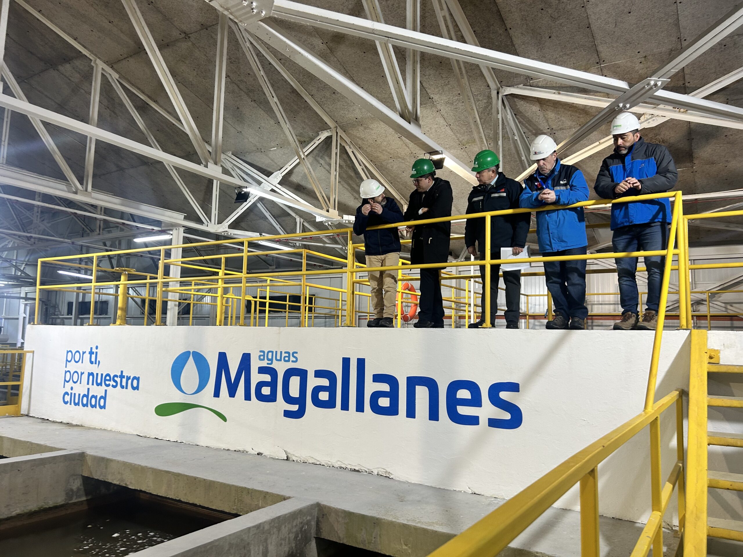 Autoridades supervisan infraestructura crítica y refuerzan llamado al autocuidado ante bajas temperaturas