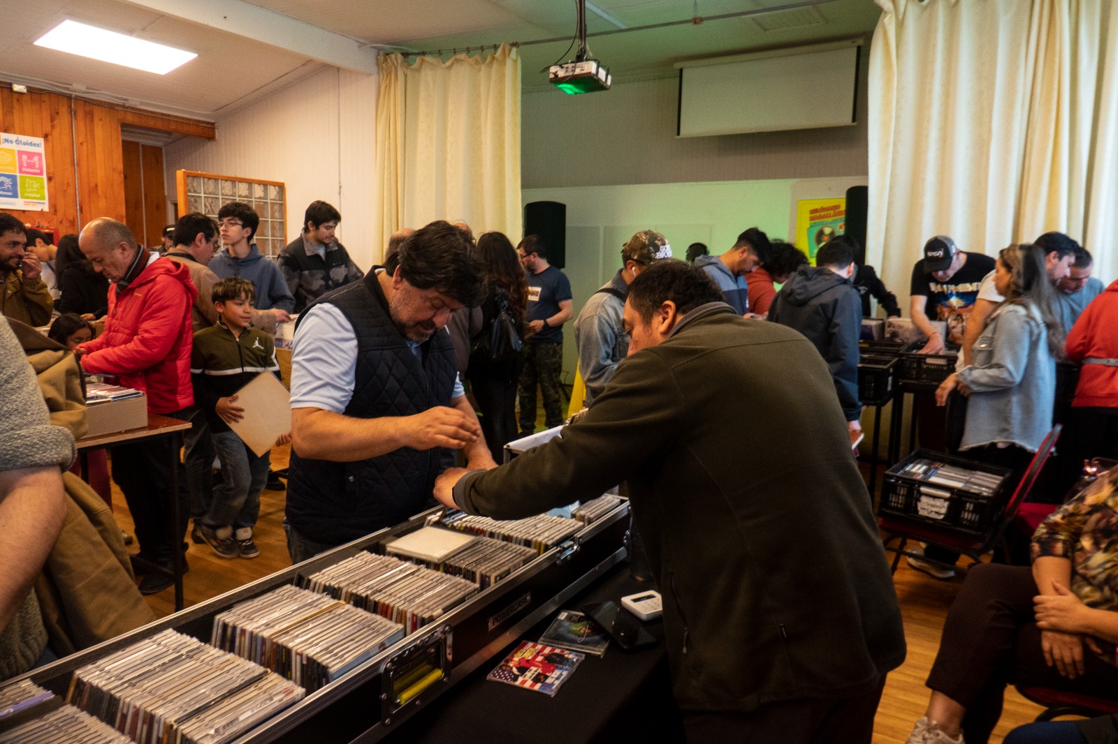 Apasionados del Vinilo tendrán encuentro este fin de semana en Zona Franca de Punta Arenas.