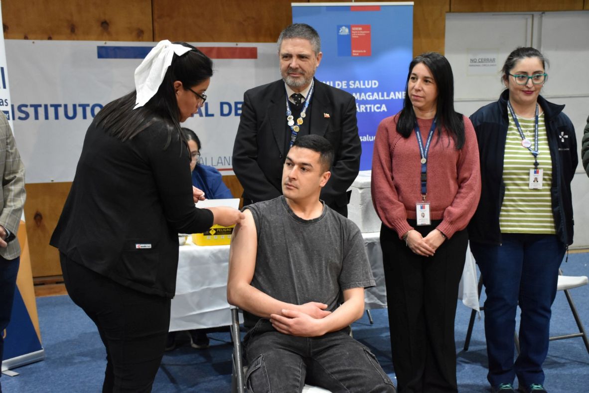 Ministerio de Salud amplía vacunación contra influenza a toda la comunidad en Magallanes.
