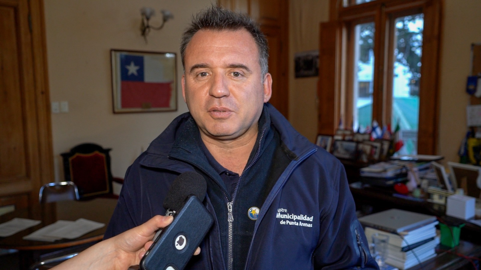 Municipalidad de Punta Arenas y Universidad de La Frontera firman convenio tecnológico.
