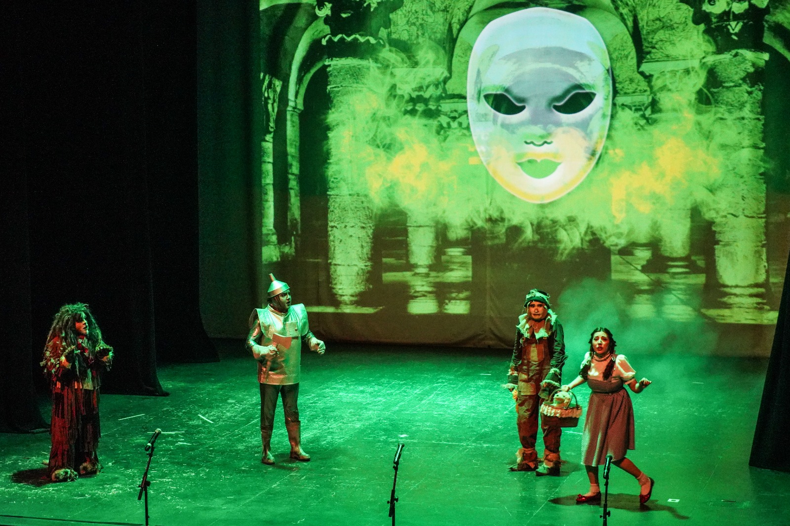 Mago de Oz volvió a conquistar al público de Punta Arenas.