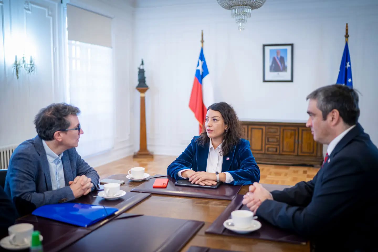 Delegada Presidencial se reunión con el VicePresidente Ejecutivo de CORFO de visita en Magallanes.