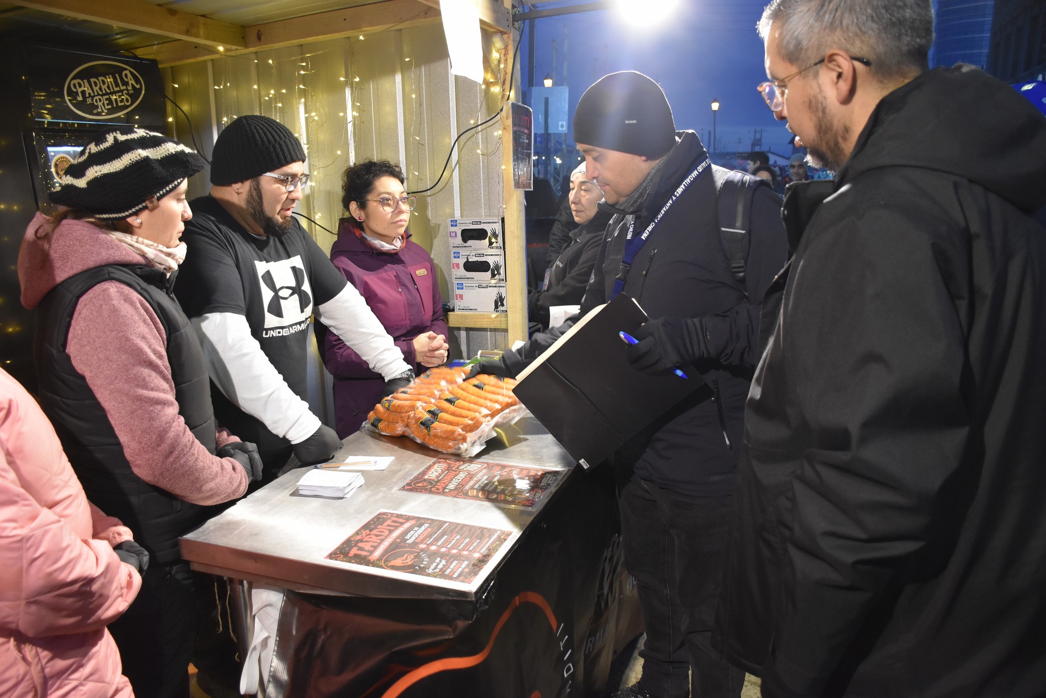 SEREMI de Salud realizó más de 160 fiscalizaciones a puestos de alimentos durante el Carnaval de Invierno en Punta Arenas.
