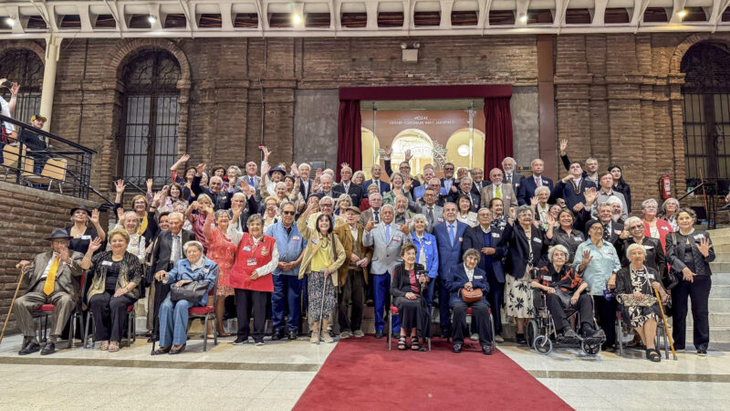100 Líderes Mayores 2026: invitan a nominar a chilenos que destacan después de los 75 años.