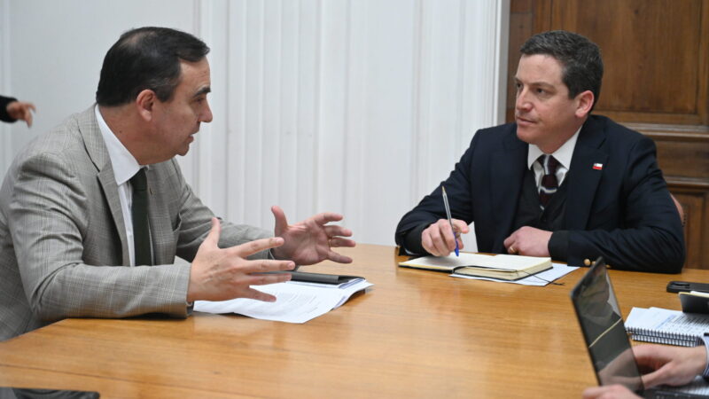 Zona Franca de Punta Arenas: Gobernador Flies, Subsecretario de Hacienda y ejecutivos del Banco Interamericano de Desarrollo revisan desafíos y potencialidades del recinto.