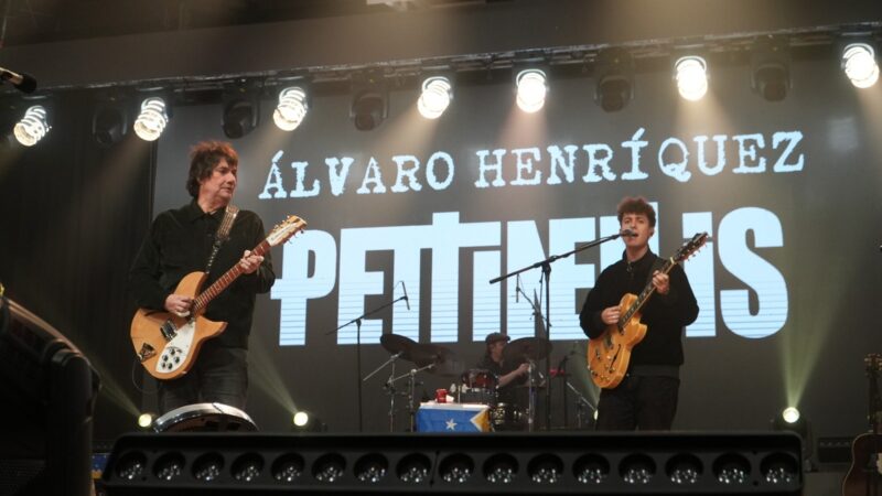 Festival Folclórico en la Patagonia cerró al ritmo de Álvaro Henríquez & Pettinellis
