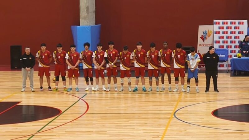 Liceo Hernando de Magallanes de Porvenir se corona campeón regional y clasifica al Nacional Escolar de Vóleibol.