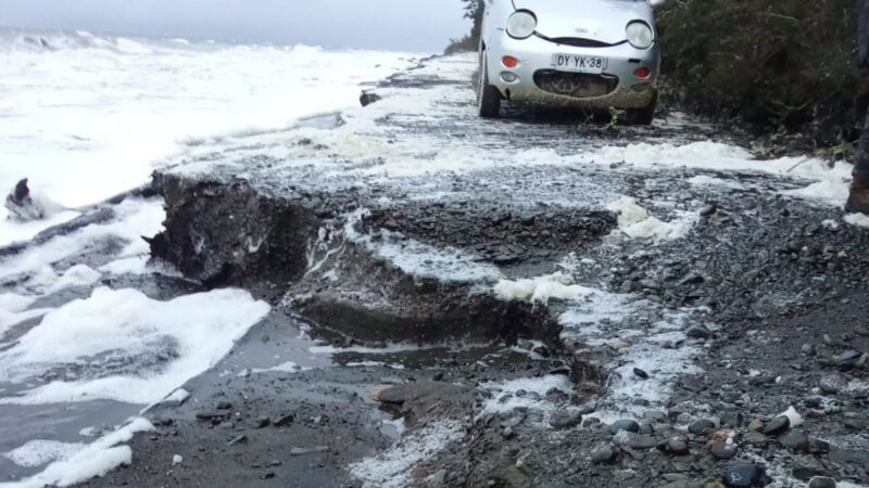 MOP Magallanes advierte corte de Ruta 9 Sur entre los kilómetros 63 y 65 por crecida de mareas.