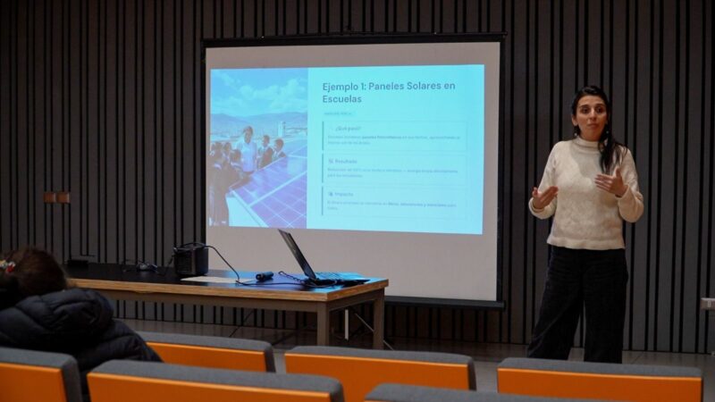 Municipio impulsa “Activa tu Idea” para transformar propuestas juveniles en Punta Arenas.
