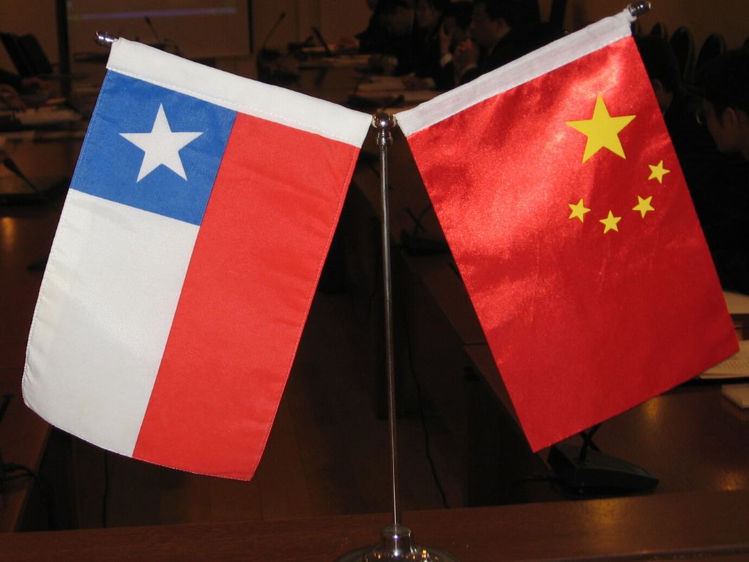 Estado actual y proyecciones de las relaciones económicas y comerciales entre Chile y China.