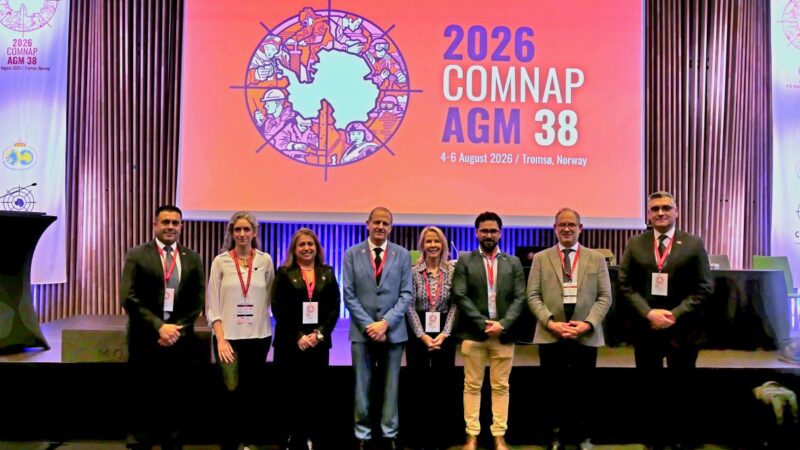 Chile consolida su liderazgo en la Antártica durante la 38.ª Reunión Anual de COMNAP en Noruega.
