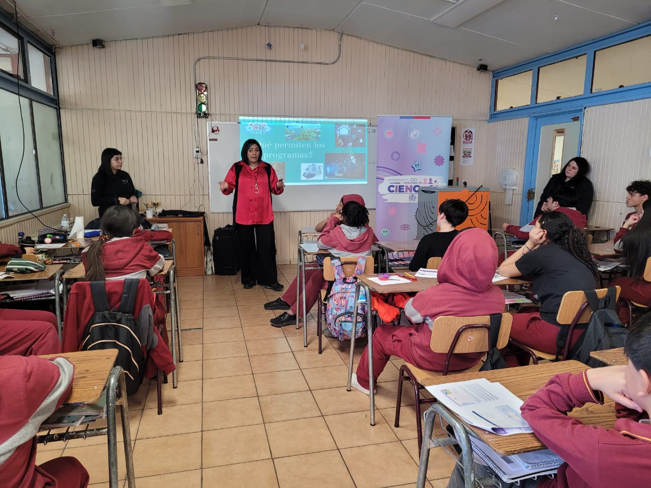 Talleres de programación y acompañamientos pedagógicos fueron parte de las actividades que realizó el PAR Explora Magallanes en Puerto Natales.