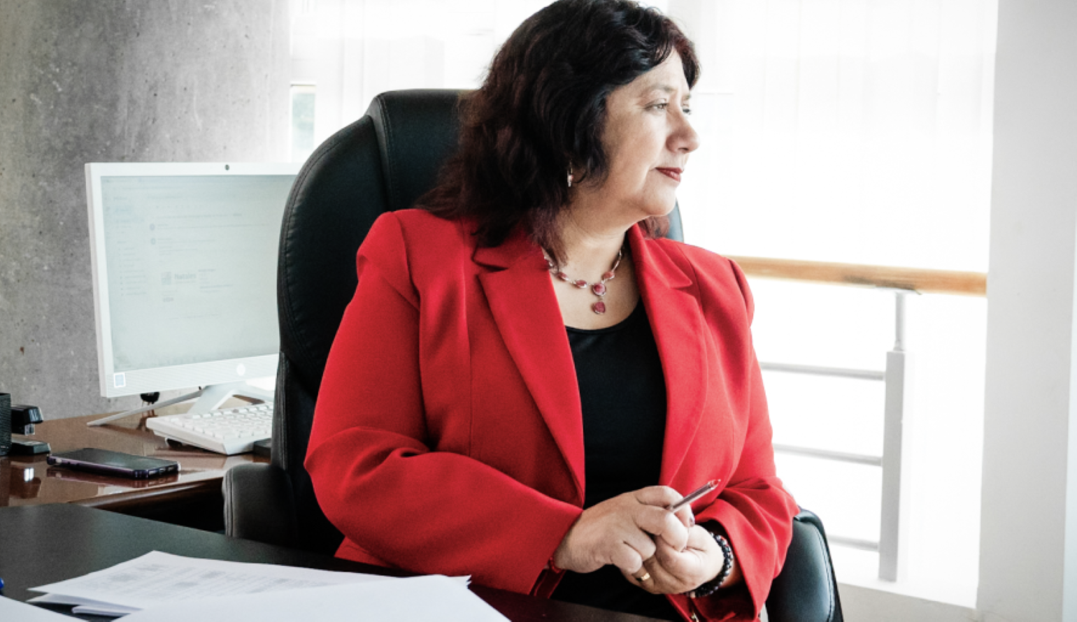 Alcaldesa Ana Mayorga anuncia proyecto de nuevo ELEAM en Puerto Natales.