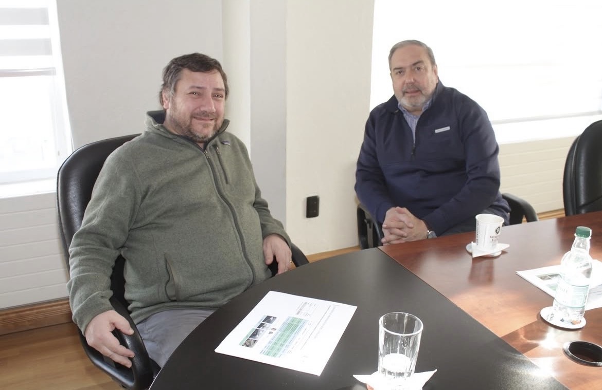 Director de la Epaustral se reúne con diputado Bianchi para Abordar desafíos y proyectos estratégicos para fortalecer el desarrollo portuario de Magallanes