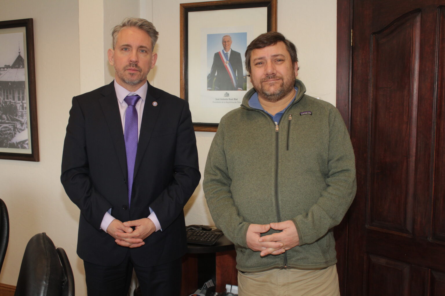 Presidente del Directorio de EPAUSTRAL se reune con el Diputado Alejandro Riquelme.