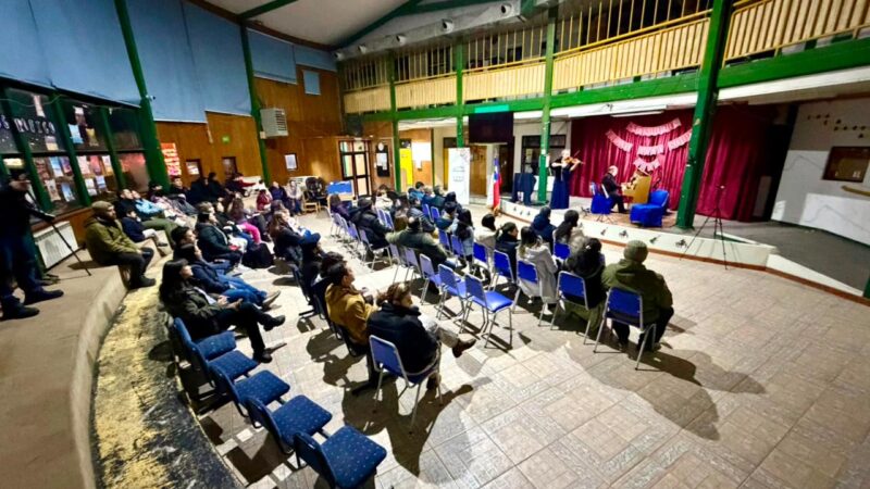 Puerto Williams disfruta concierto de música clásica a cargo de la Fundación Pianos para Chile.