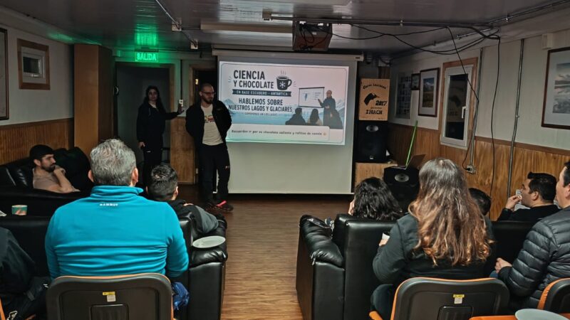 Inédito encuentro “Ciencia y chocolate” reúne a comunidad antártica en la base Escudero.