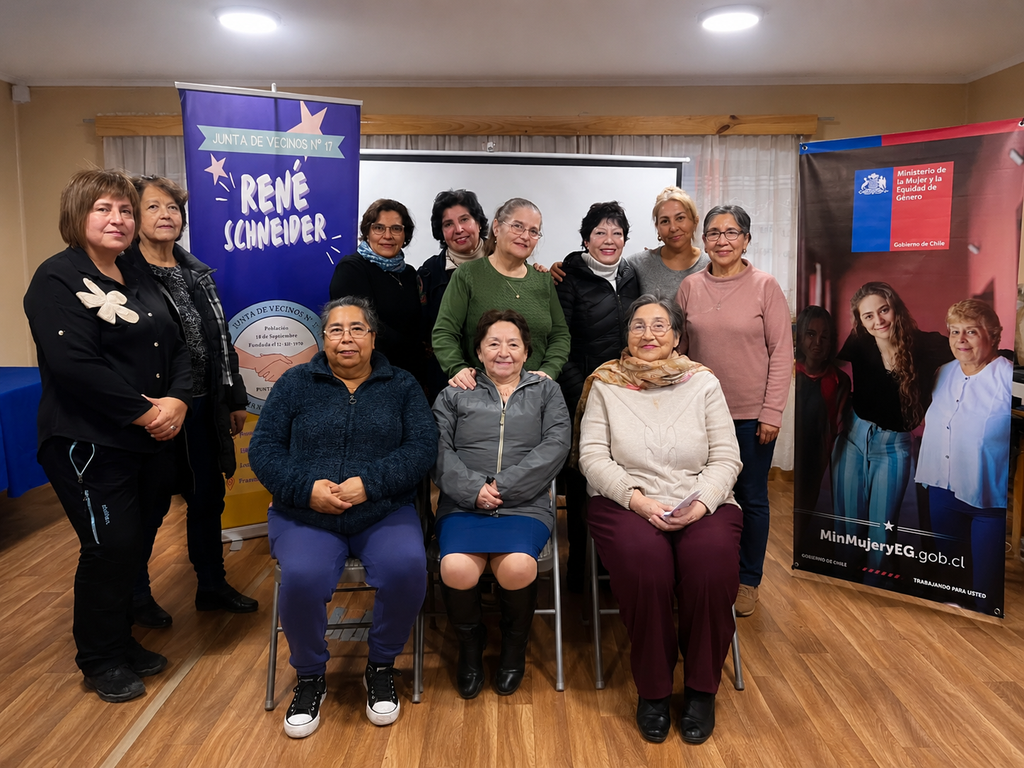SEREMI de la Mujer acerca la Ley Integral a la JJ.VV René Schneider de Punta Arenas.