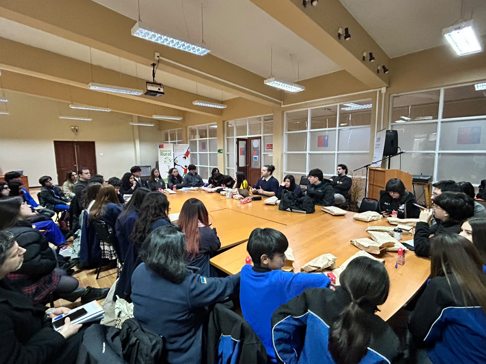 Convocatoria del torneo de debate del MINEDUC crece un 450% en Magallanes.