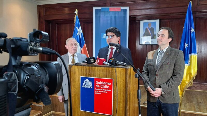 Gobierno regional de Magallanes desmiente rumores de desabastecimiento y confirma funcionamiento de pasos fronterizos.