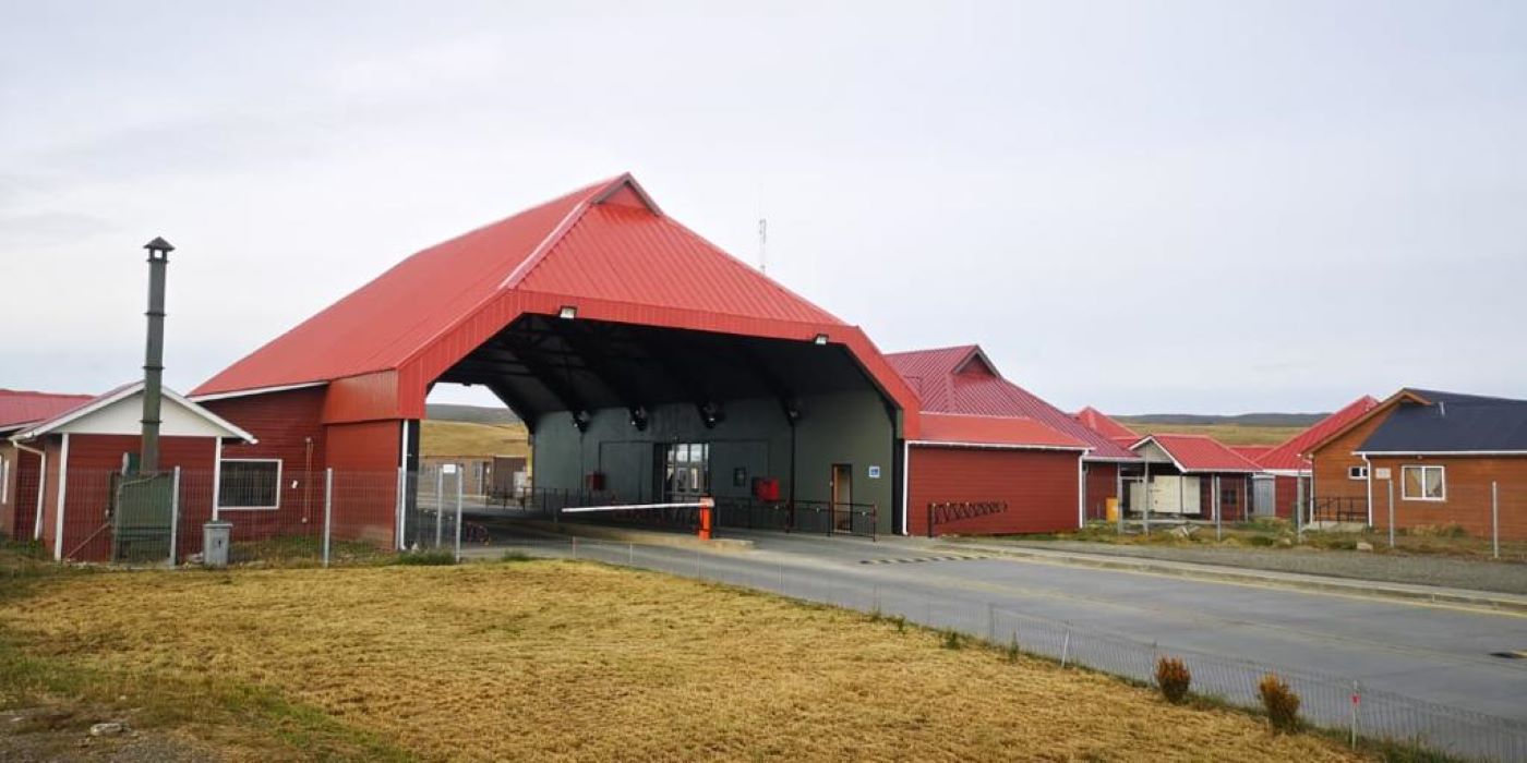 Complejo Fronterizo San Sebastián de Tierra del Fuego informa cambios de horarios por competencia automovilística Gran Premio de la Hermandad Chileno-Argentina.