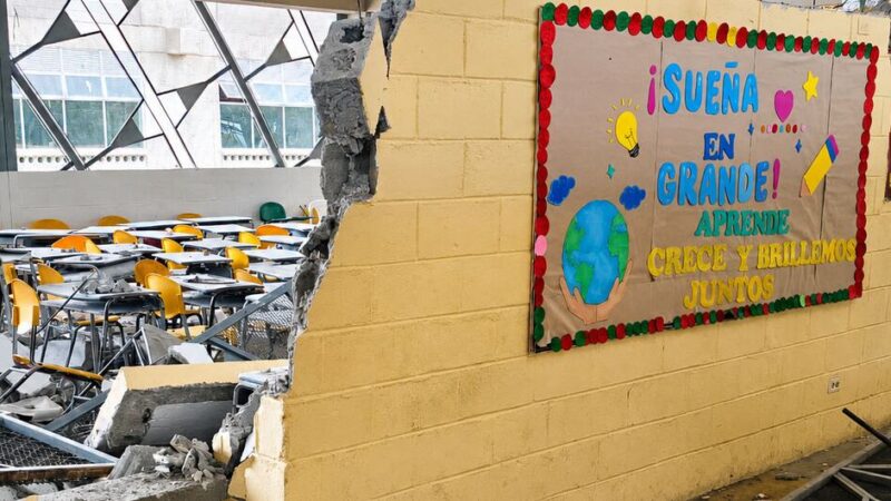 Terremoto en Colombia: la ONU alerta sobre el riesgo de reclutamiento infantil tras el cierre de escuelas.