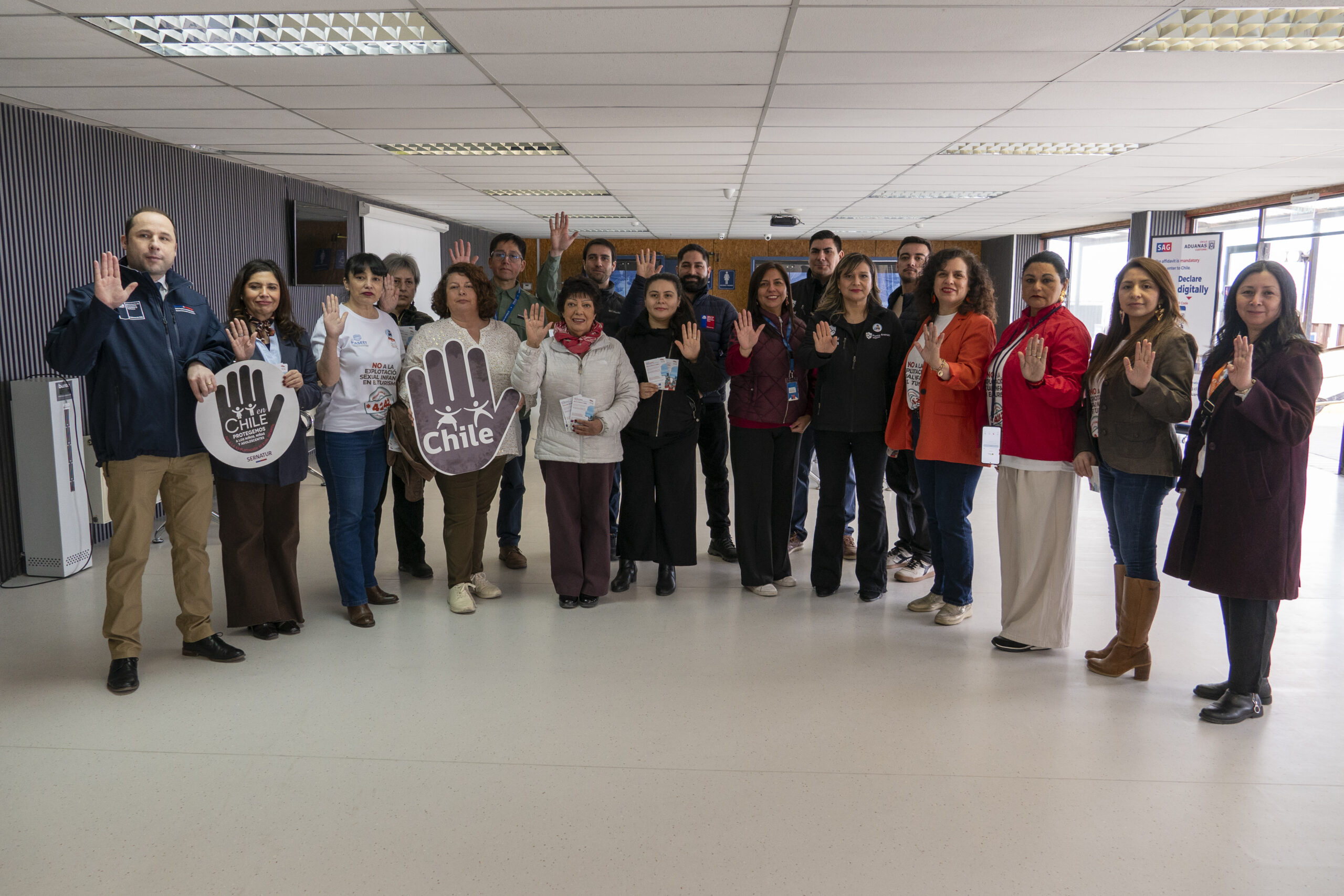 Gobierno fortalece prevención de la explotación sexual de NNA en Magallanes con ocasión del Día del Turismo.