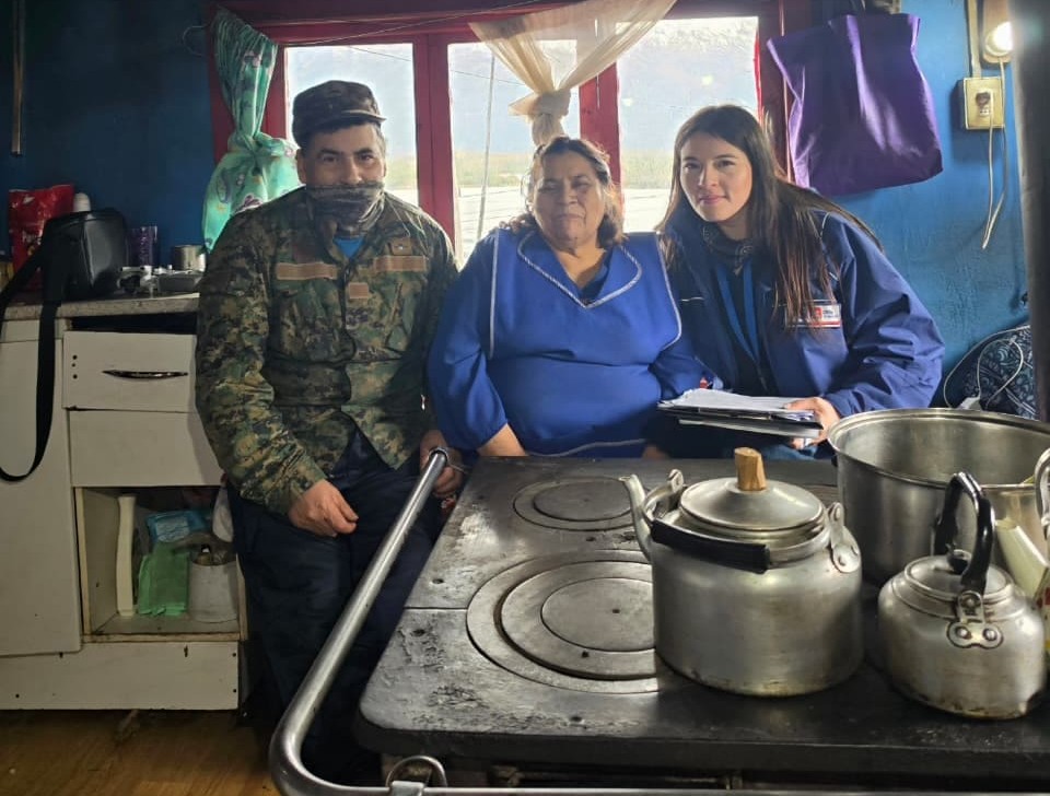 Gobierno en Terreno en Puerto Edén: servicios públicos destacan resultados del despliegue y atención directa a la comunidad.