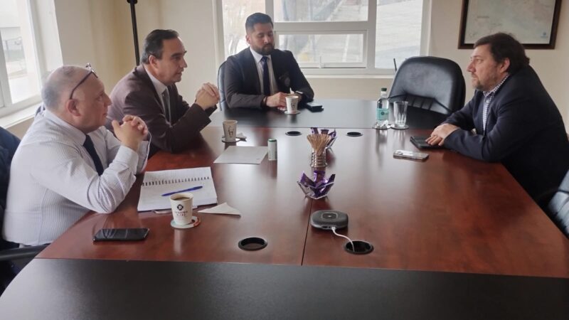 Presidente del Directorio de EPA se reúne con Gobernador Regional para abordar proyectos de infraestructura y desarrollo de Magallanes