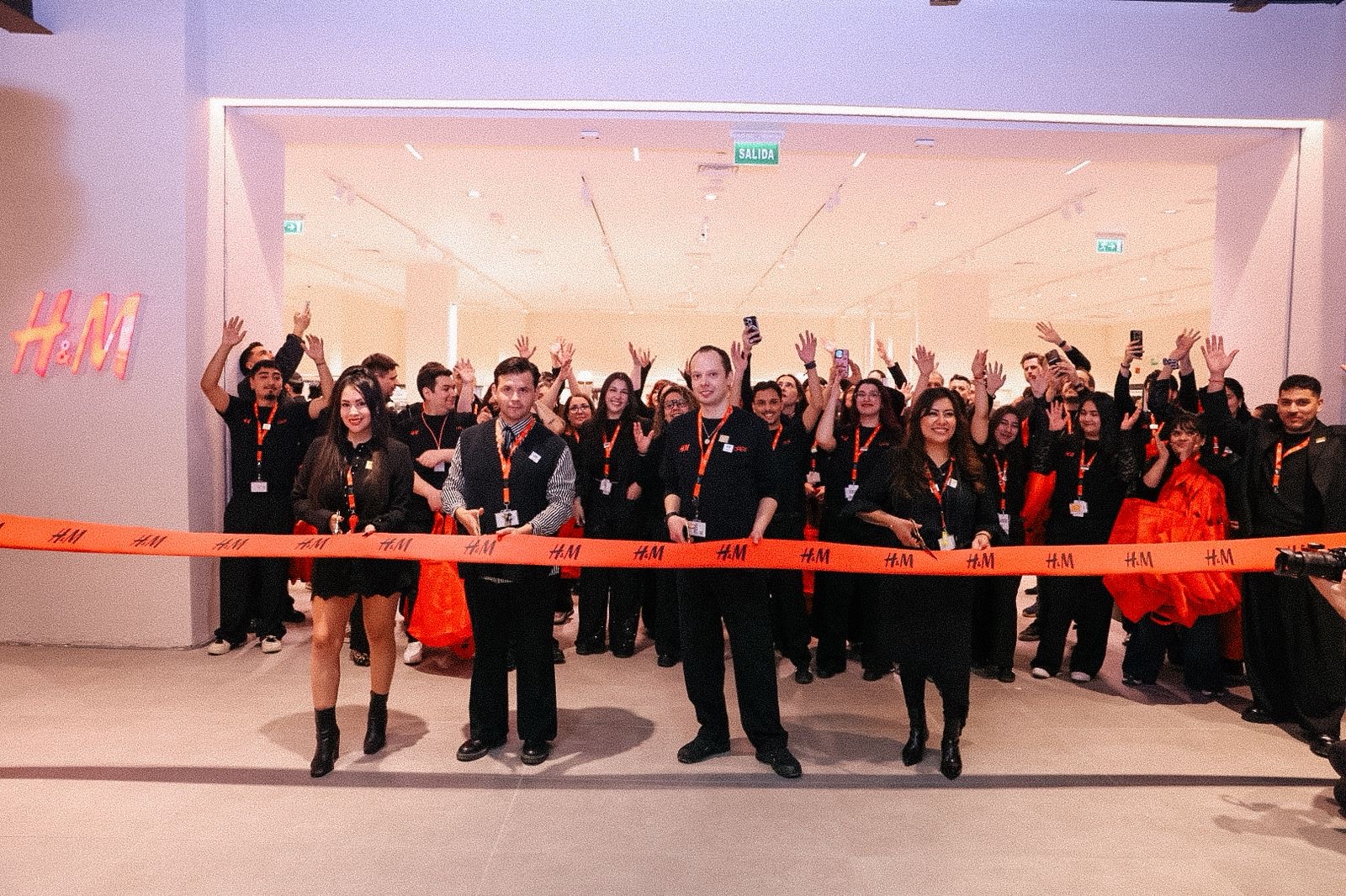 H&M inaugura en Punta Arenas su tienda más austral del mundo