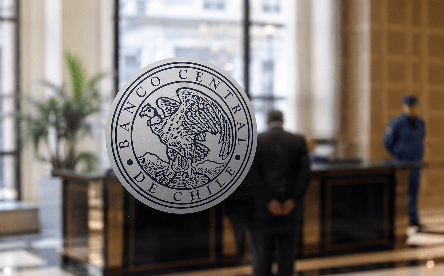 Banco Central: IPoM de septiembre reduce perspectivas de crecimiento a menos de 1% para este año.