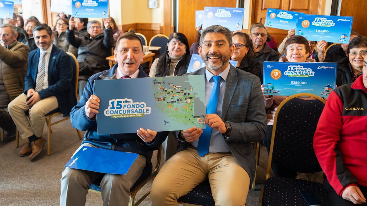 Aguas Magallanes entrega fondos a 28 organizaciones sociales de Puerto Natales.
