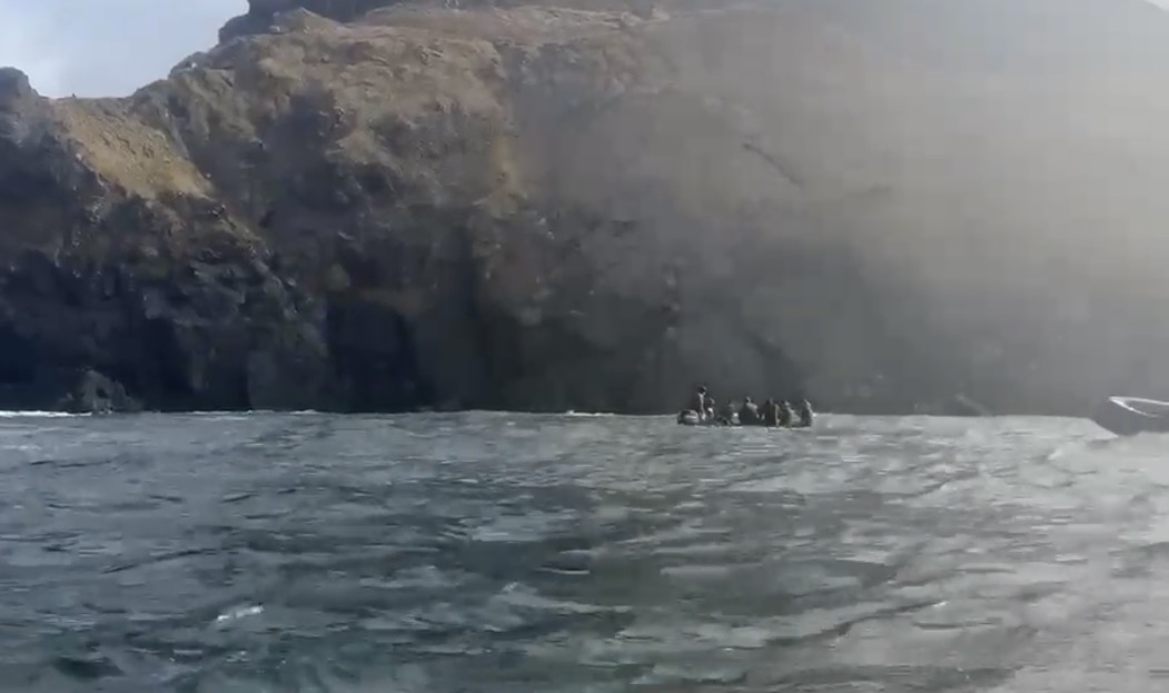 Armada extenderá por novena jornada la búsqueda de tripulantes desaparecidos en la Provincia Antártica Chilena