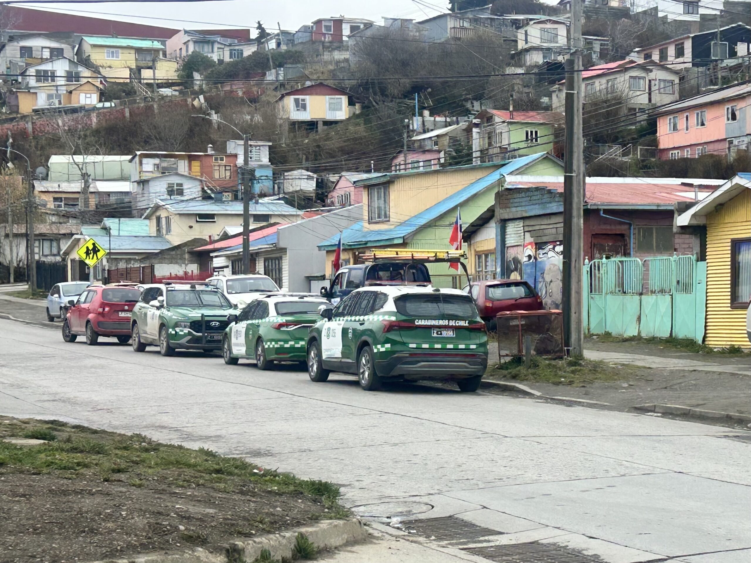 Hombre muere durante forcejeo al interior de un domicilio en el sector Río de la Mano de Punta Arenas