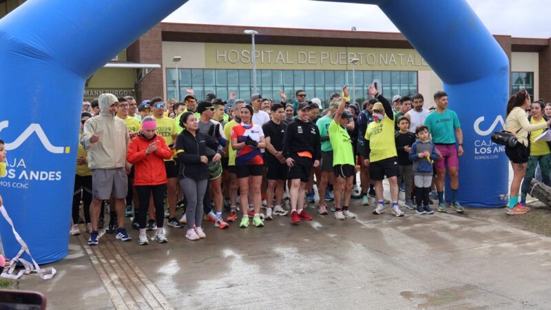 Personal del Hospital Dr. Augusto Essmann Burgos de Puerto Natales realizó primera corrida aniversario con más de 300 participantes.