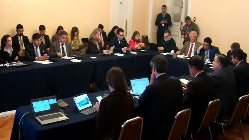 En la Cámara de Diputados se analiza proyecto que adapta la jornada laboral.