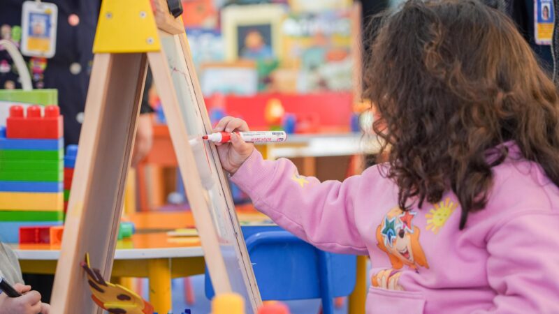 Gobierno inicia el pago del Bono de $30 mil por hijo: llegará a 2,3 millones de niños