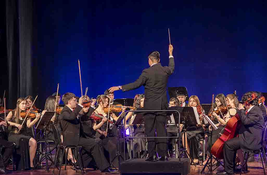Jóvenes músicos de Magallanes realizaron Concierto de Gala con Teatro Municipal lleno
