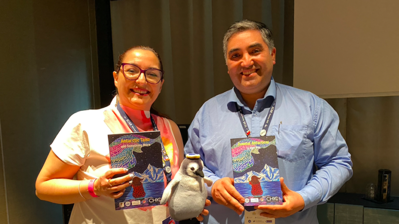 Tres libros para contar la Antártica.