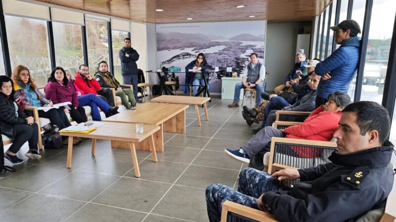Familias de Puerto Edén solicitaron a Bienes Nacionales seguir fortaleciendo el desarrollo productivo y la habitabilidad.