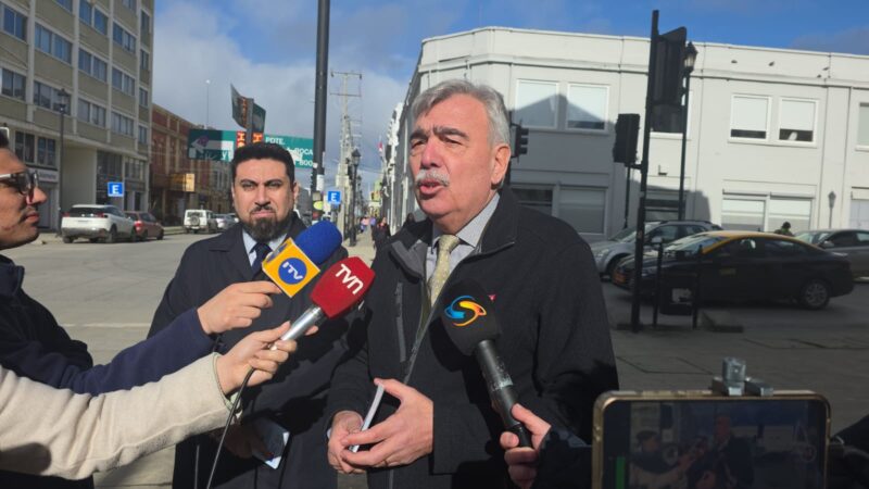 Autoridades laborales llaman a respetar feriado irrenunciable de Fiestas Patrias en Magallanes.