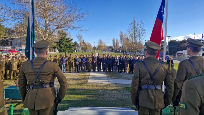 Carabineros de Magallanes inaugura monolito “Gloria y Victoria” en memoria de sus mártires.