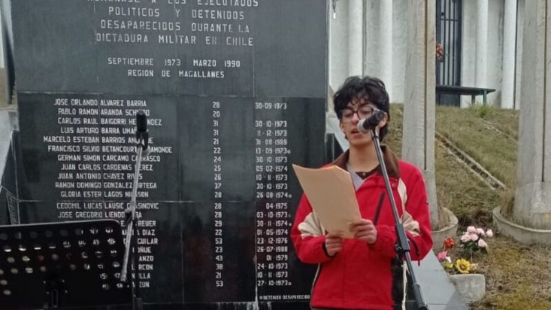 Punta Arenas recordó a las víctimas de la dictadura con un llamado a defender la Memoria.