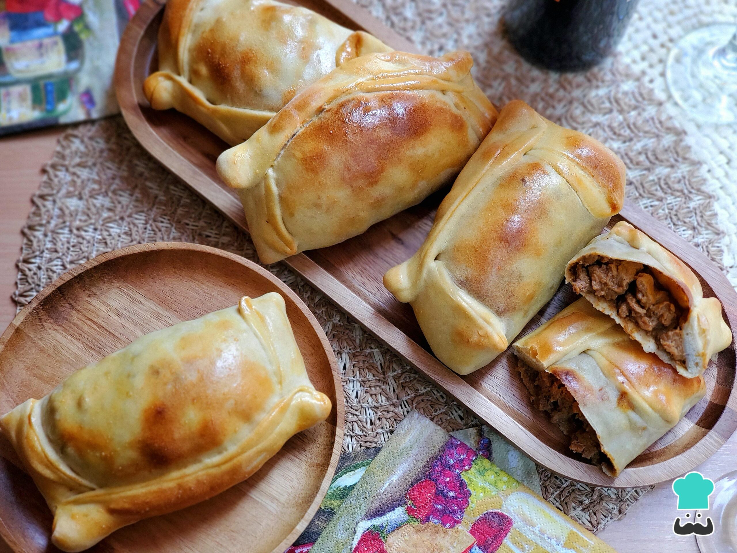 El bolsillo del consumidor: ¿cuánto cuesta una empanada de horno en Santiago y en PuntaArenas?