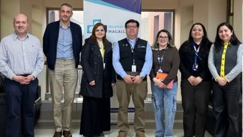 El Hospital Clínico de Magallanes y la Mutual de Seguridad fortalecen su alianza para potenciar la prevención y la salud mental funcionaria.