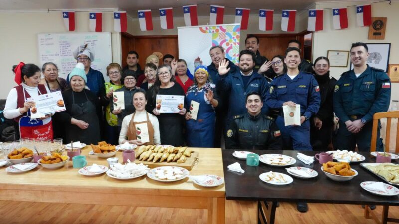 Sabores de Nuestra Tierra rescata la cocina tradicional chilena junto a personas mayores de Puerto Williams.