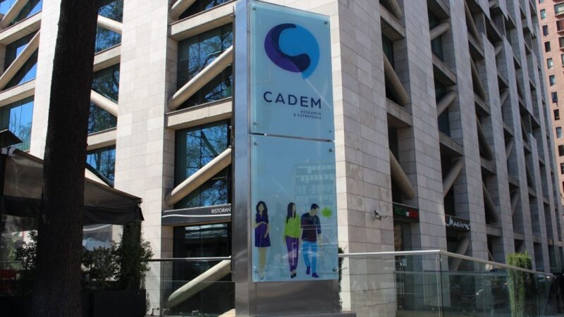 Encuesta CADEM: las relaciones con EEUU, Argentina, Gran Bretaña y los socios confiables de Chile en el exterior.