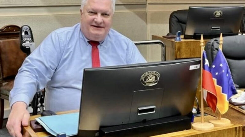Senador Alejandro Kusanovic manifiesta preocupación por caída de la economía regional y llama al Gobierno a reforzar inversión pública en Magallanes.