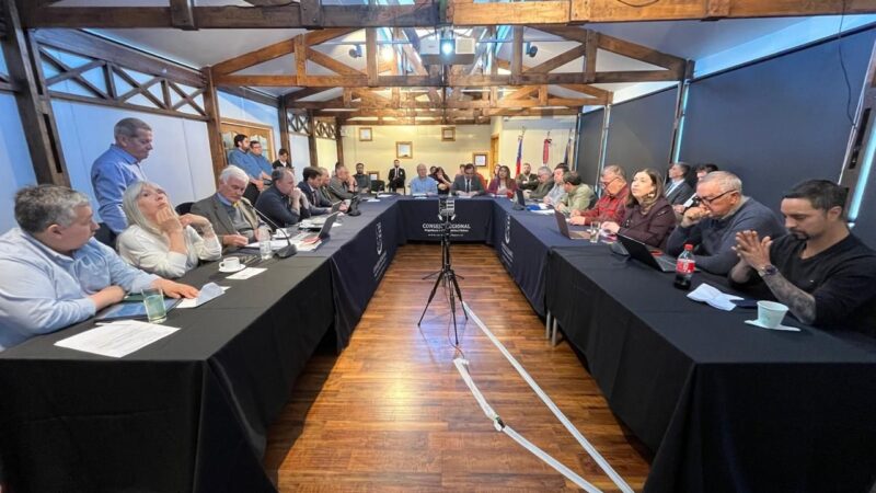 Anhelos históricos para San Gregorio y Tierra del Fuego marcan última sesión del Consejo Regional: alcantarillado y centro de gestión de residuos.